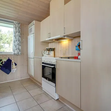 Nadia - 1-7km From The Sea By Interhome Blåvand