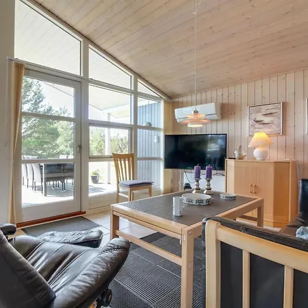 Nadia - 1-7km From The Sea By Interhome Ferienhaus *