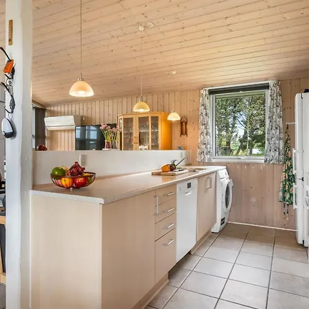 Dom wakacyjny Nadia - 1-7km From The Sea By Interhome Blåvand