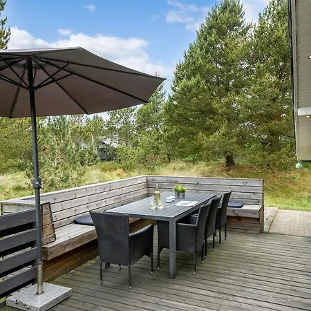 Nadia - 1-7km From The Sea By Interhome *