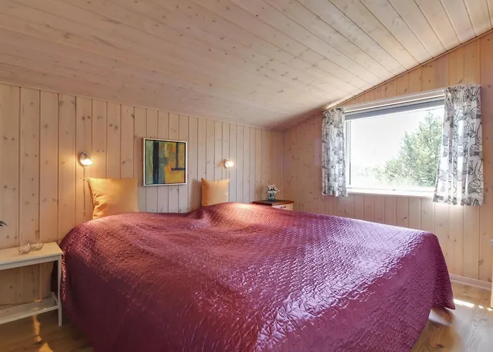 Nadia - 1-7km From The Sea By Interhome